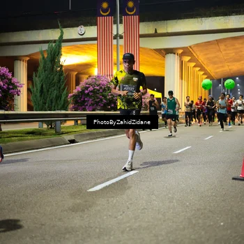 Runner Photo 6374484
