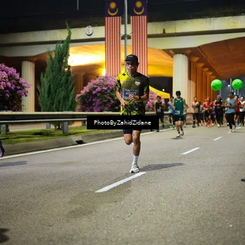 Runner Photo 6374517