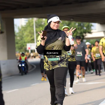 Runner Photo 6374545
