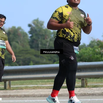 Runner Photo 6374551