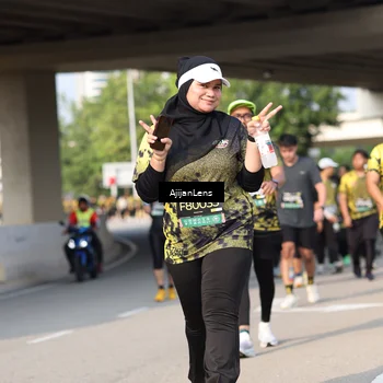 Runner Photo 6374556