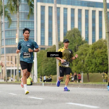 Runner Photo 6374558