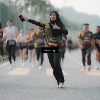 Runner Photo 6374571