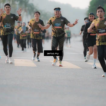 Runner Photo 6374579