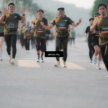 Runner Photo 6374590