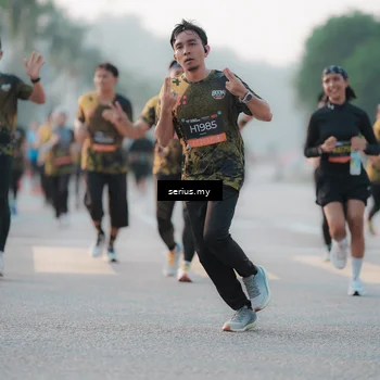 Runner Photo 6374598