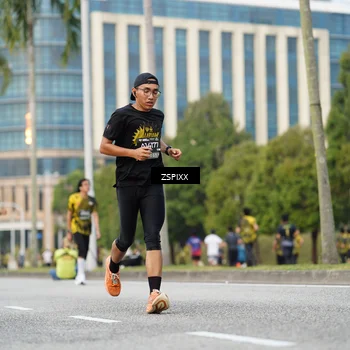 Runner Photo 6374612