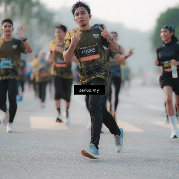 Runner Photo 6374620