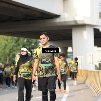 Runner Photo 6374634