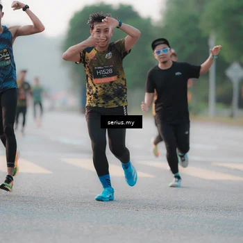 Runner Photo 6374643