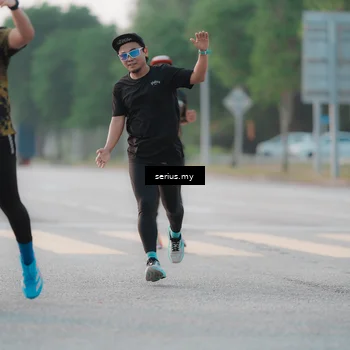 Runner Photo 6374648