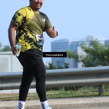 Runner Photo 6374655