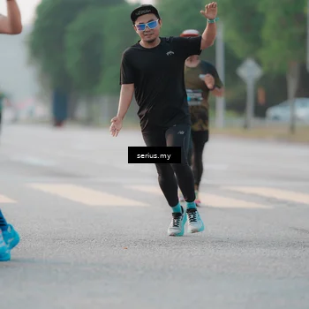 Runner Photo 6374669