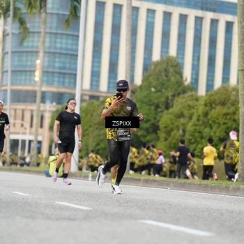 Runner Photo 6374688