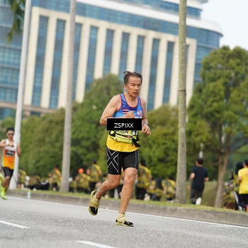 Runner Photo 6374695