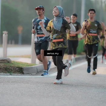 Runner Photo 6374721