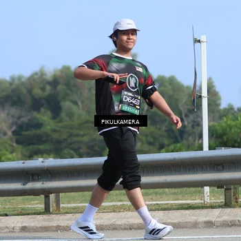 Runner Photo 6374743
