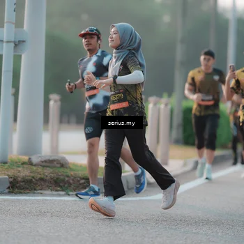 Runner Photo 6374750