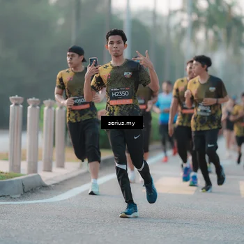 Runner Photo 6374753