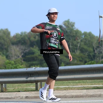 Runner Photo 6374763