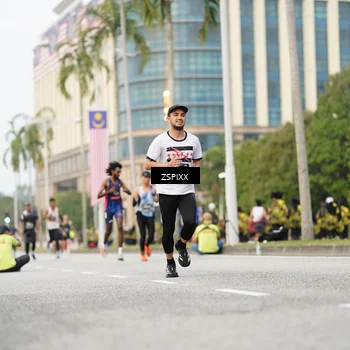 Runner Photo 6374767