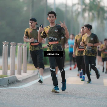 Runner Photo 6374769