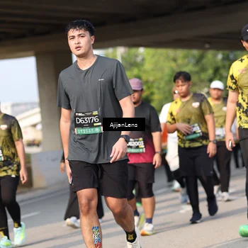 Runner Photo 6374774