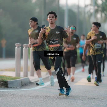Runner Photo 6374778
