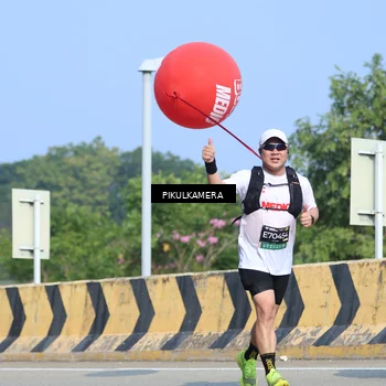Runner Photo 6374787
