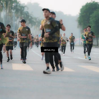 Runner Photo 6374790
