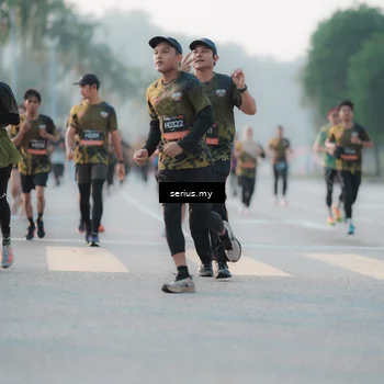 Runner Photo 6374792