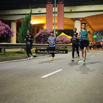 Runner Photo 6374809