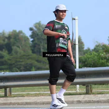 Runner Photo 6374814