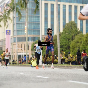 Runner Photo 6374849