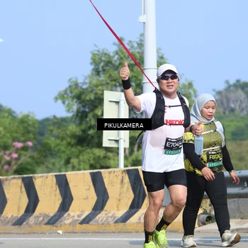 Runner Photo 6374864