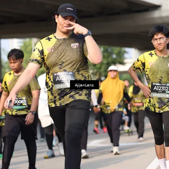 Runner Photo 6374873