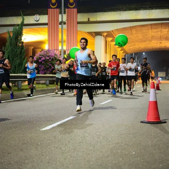 Runner Photo 6374922