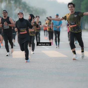 Runner Photo 6374933