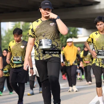 Runner Photo 6374935