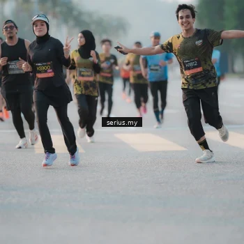 Runner Photo 6374937