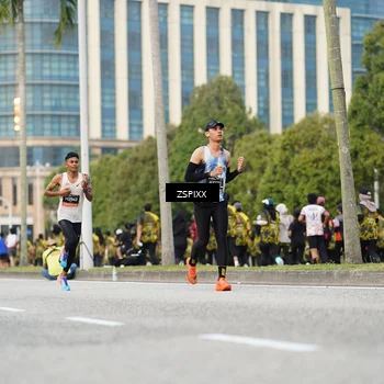 Runner Photo 6374946