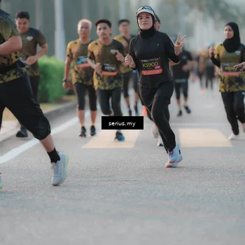 Runner Photo 6374948