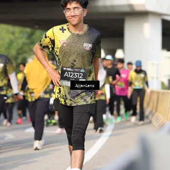 Runner Photo 6374955