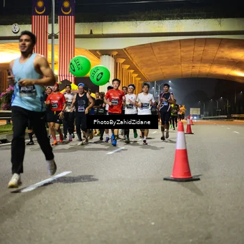 Runner Photo 6374982