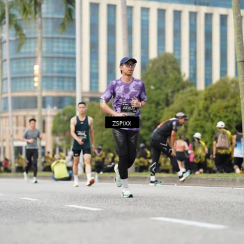 Runner Photo 6374990