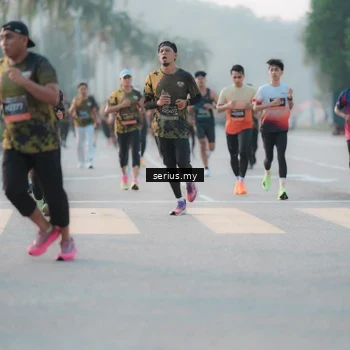 Runner Photo 6375008