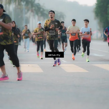 Runner Photo 6375013
