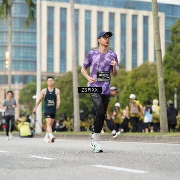 Runner Photo 6375014