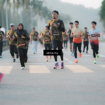 Runner Photo 6375027