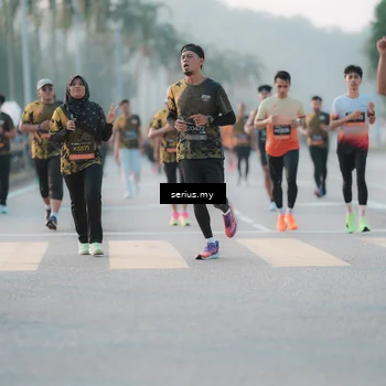 Runner Photo 6375034